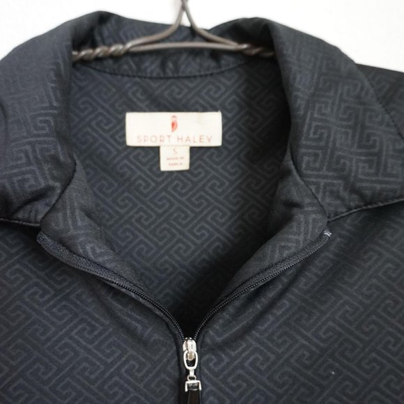 Vintage geometric print front zip polo tshirt - Picture 4 of 6